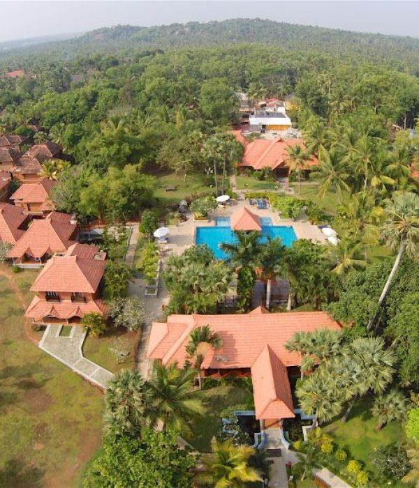 POOVAR ISLAND RESORT 3